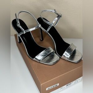 Via Spiga Women’s V-Ren Silver Ankle Strap Sandals US 8.5